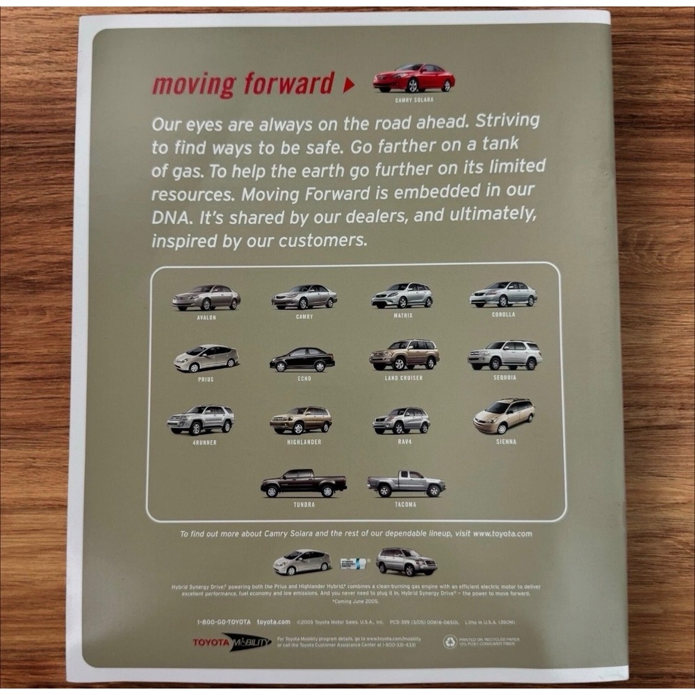 2006 Toyota Camry Solara Sales Brochure Catalog SLE SE Sport Coupe Convertible - Picture 2 of 5